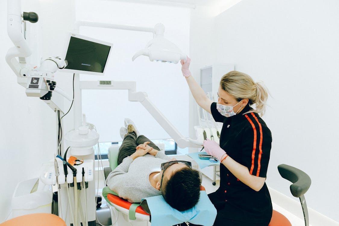 AI Receptionist for Dental Clinics hero image